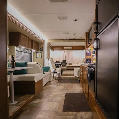 Kamper 30m2 Max 4 Osoby *